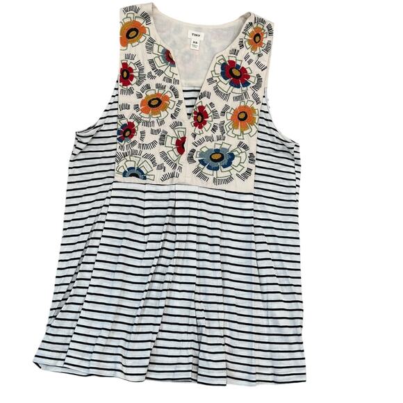 Anthropologie Flower Crown Tank - Picture 4 of 5